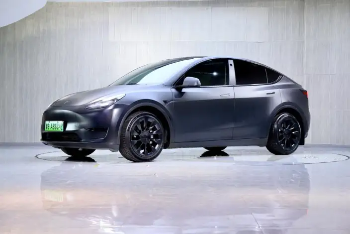 Model Y 2022 Model Facelift Rear-wheel drive version – фото 1