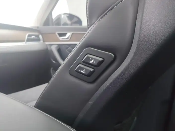 Hongqi HS7 2022 Model 3.0T Automatic 4WD Smart Flag Enjoy Edition – фото 17