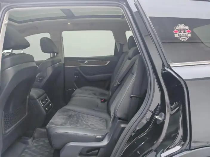 Hongqi HS7 2022 Model 3.0T Automatic 4WD Smart Flag Enjoy Edition – фото 28