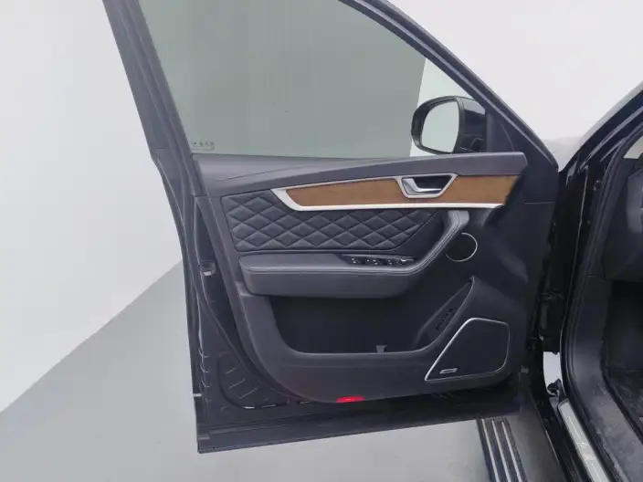 Hongqi HS7 2022 Model 3.0T Automatic 4WD Smart Flag Enjoy Edition – фото 30