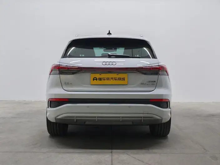 Audi Q4 e-tron 2024 Model 40 e-tron Genesis Edition – фото 6