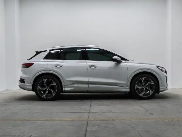 Audi Q4 e-tron 2024 Model 40 e-tron Genesis Edition – фото 8