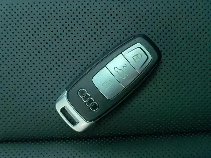Audi Q4 e-tron 2024 Model 40 e-tron Genesis Edition – фото 11