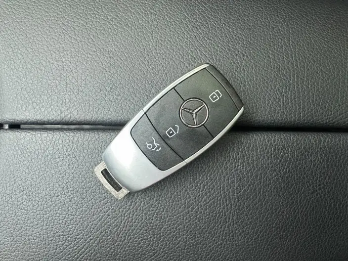 Mercedes-Benz C-Class 2020 Model Facelift C 260 Sports Edition – фото 11