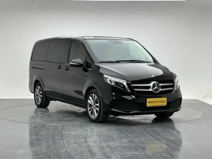 Mercedes-Benz V-Class 2021 Model V 260 Pilot Edition – фото 3