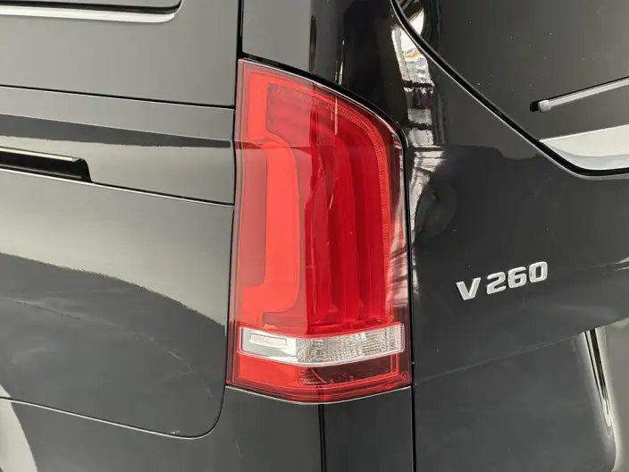 Mercedes-Benz V-Class 2021 Model V 260 Pilot Edition – фото 13