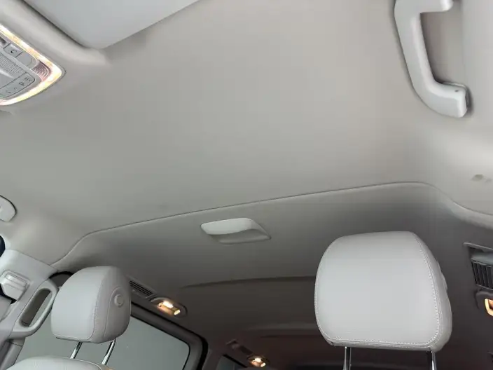 Mercedes-Benz V-Class 2021 Model V 260 Pilot Edition – фото 19
