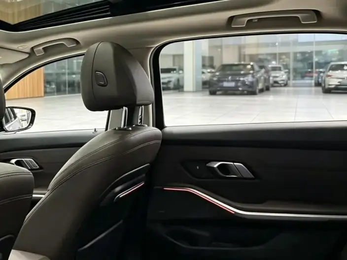 BMW 3 Series 2020 Model 325Li M Sports Night Set – фото 8