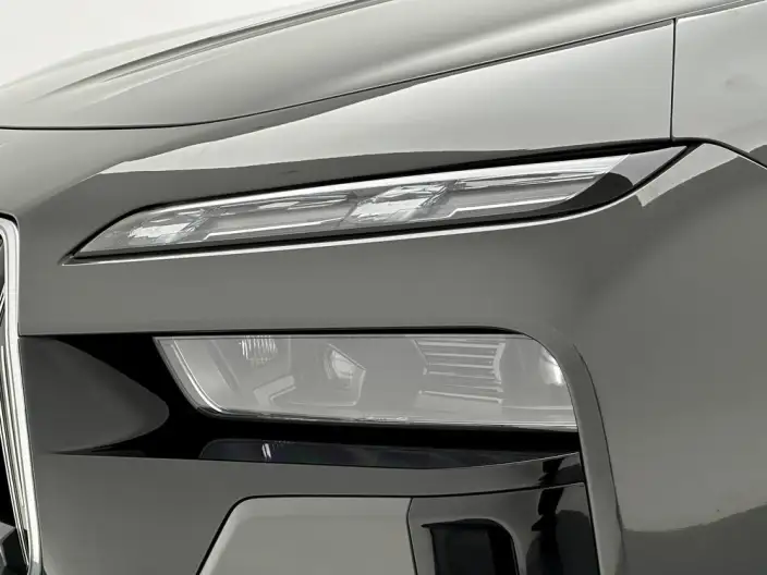 BMW i7 2023 Model eDrive50L Exclusive Model M Sports Set – фото 12
