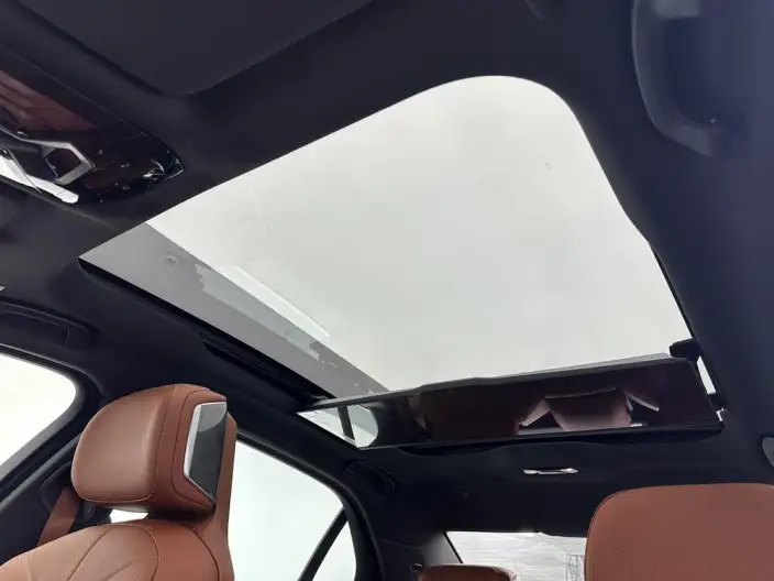 BMW i7 2023 Model eDrive50L Exclusive Model M Sports Set – фото 19