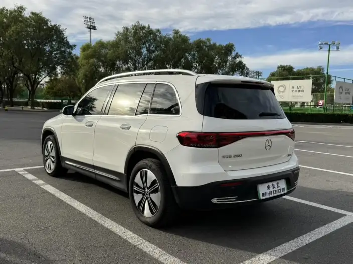 Mercedes-Benz EQB 2022 Model EQB 260 – фото 2