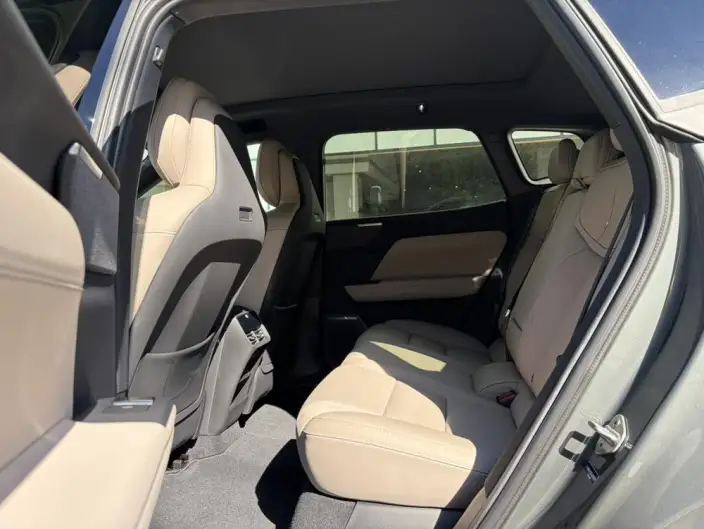 Volvo XC70 2026 Model 4WD Ultra-long Endurance Ultra – фото 17