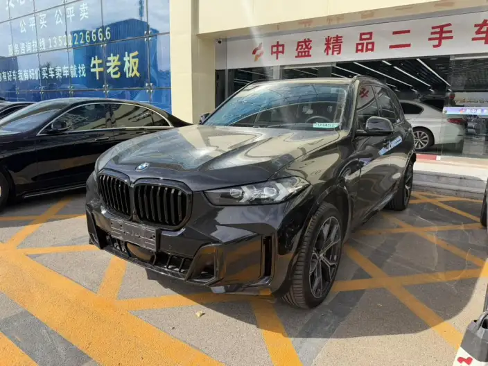 BMW X5 2025 Model xDrive30Li Exclusive Model M Sports Night Set