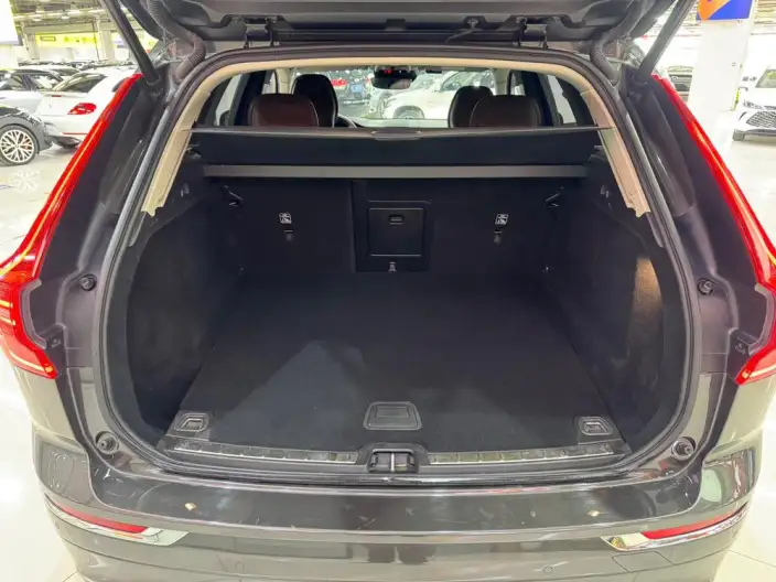 Volvo XC60 2020 Model T5 4WD Smart Range Deluxe Edition – фото 20
