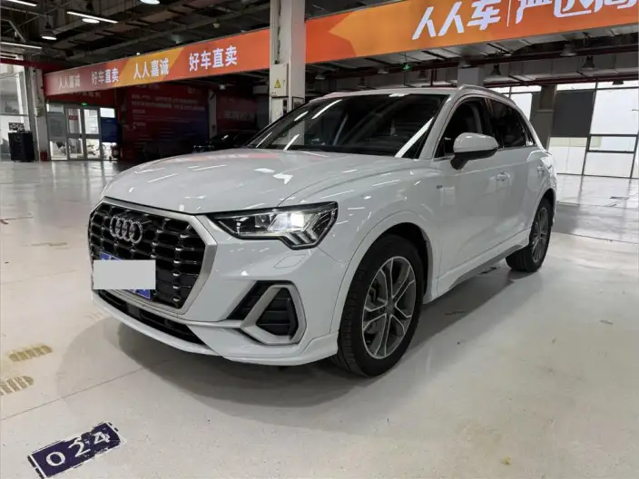 AUDI Q3 2020 Model 40 TFSI Fashion Dynamic Model – фото 1