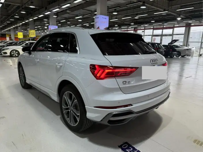 AUDI Q3 2020 Model 40 TFSI Fashion Dynamic Model – фото 5