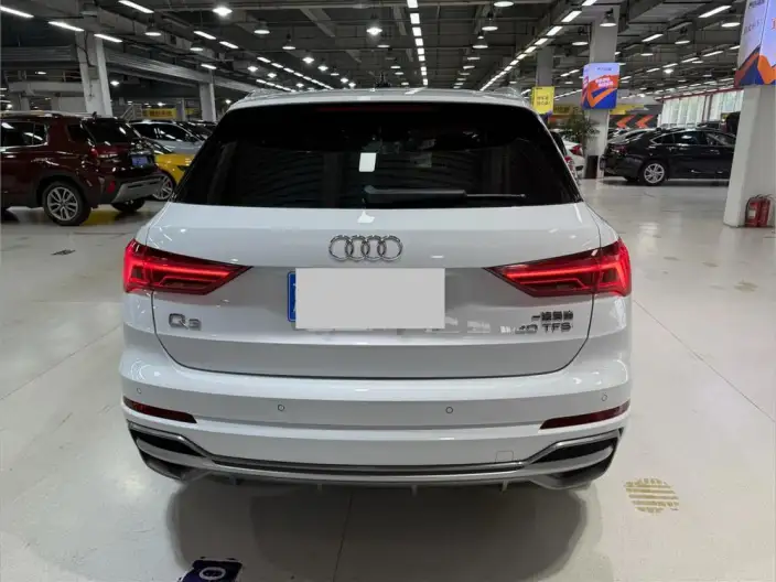 AUDI Q3 2020 Model 40 TFSI Fashion Dynamic Model – фото 6