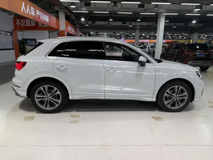 AUDI Q3 2020 Model 40 TFSI Fashion Dynamic Model – фото 8