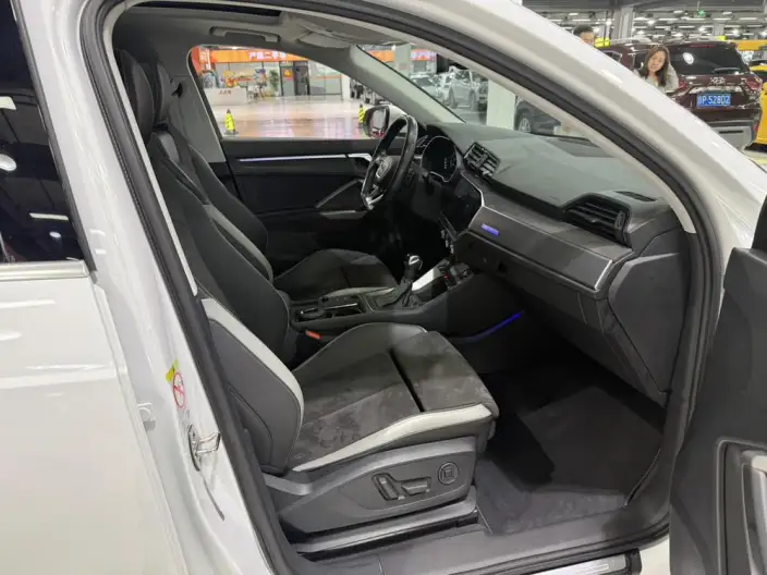 AUDI Q3 2020 Model 40 TFSI Fashion Dynamic Model – фото 24