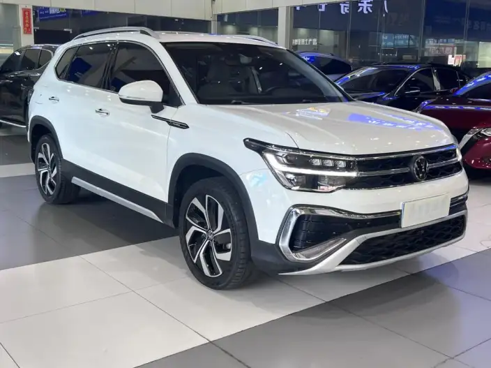 Volkswagen Tharu 2023 Model 300TSI 2WD Full Moon Edition – фото 3