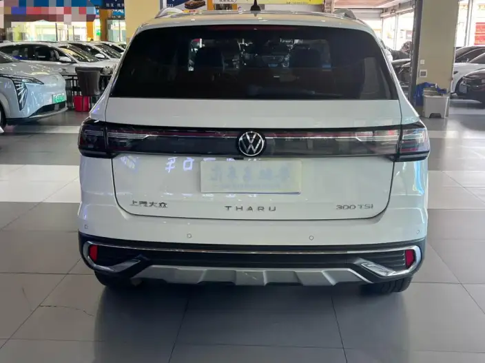 Volkswagen Tharu 2023 Model 300TSI 2WD Full Moon Edition – фото 5