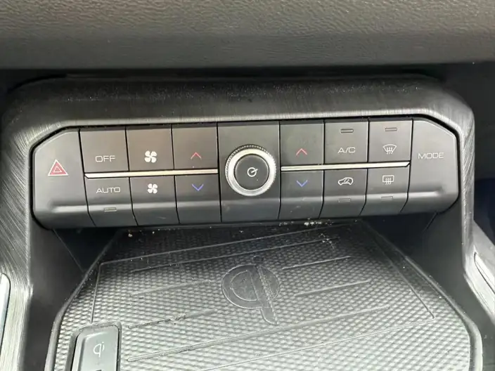 WEY VV6 2020 Model 2.0T 2WD Smart Enjoy + – фото 9