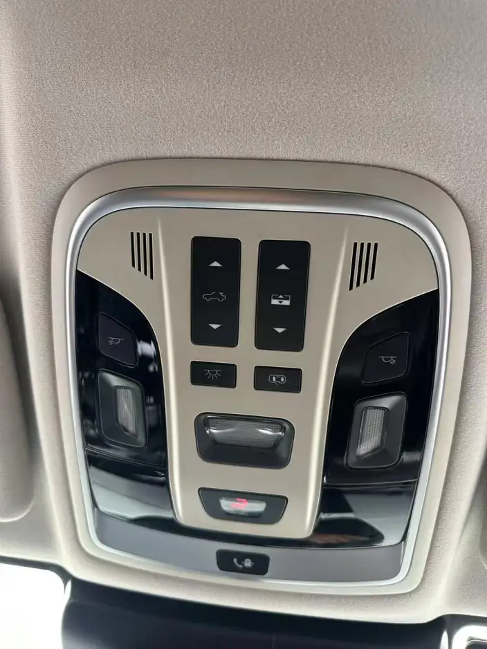 WEY VV6 2020 Model 2.0T 2WD Smart Enjoy + – фото 15