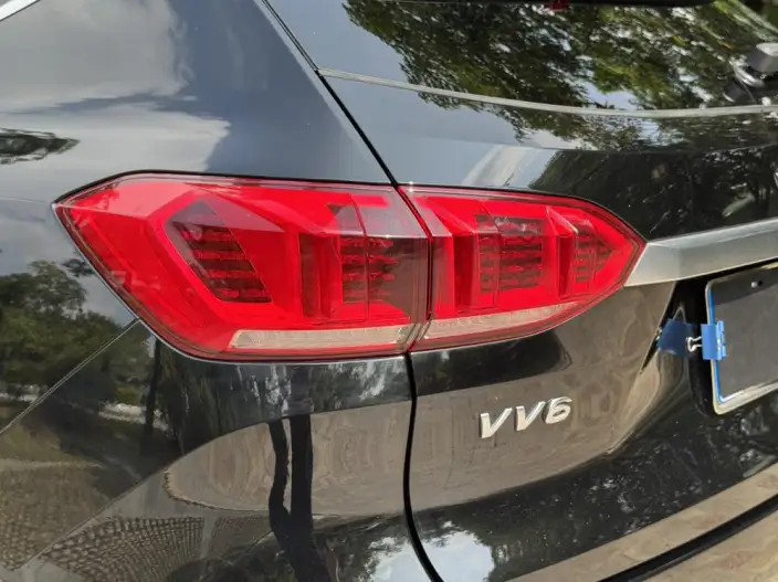 WEY VV6 2021 Model 2.0T 2WD Smart Enjoy + – фото 9