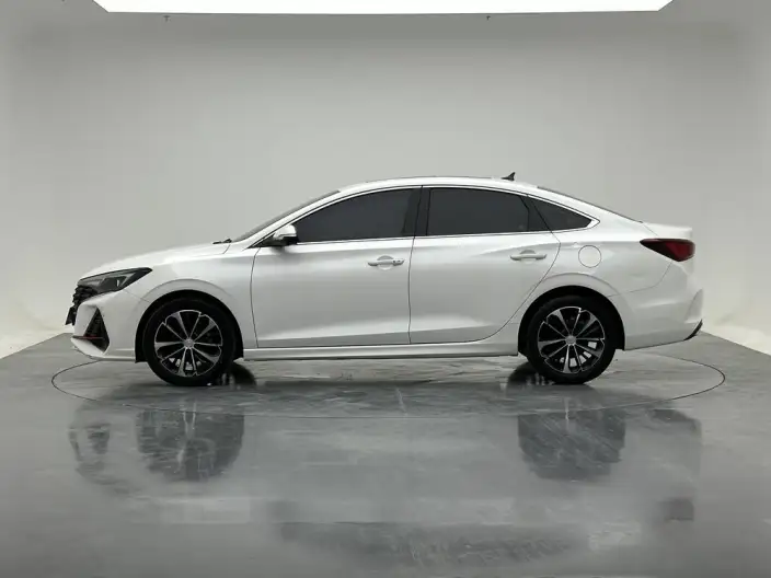 Changan Eado 2022 Model PLUS Blue whale NE 1.4T GDI DCT Flagship Model – фото 4