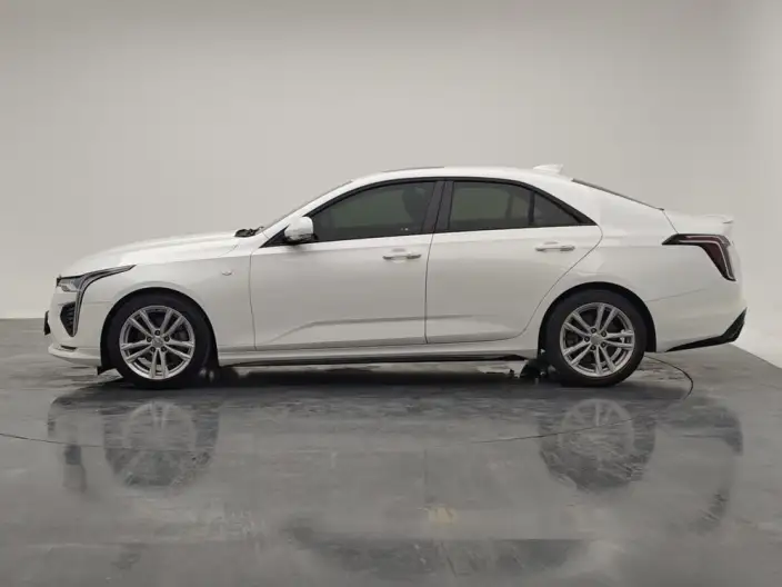Cadillac CT4 2021 Model 28T Fashion Model – фото 4