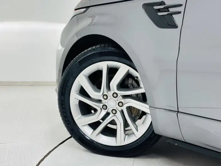 Range Rover Sport 2020 Model 3.0 L6 HSE DYNAMIC – фото 17