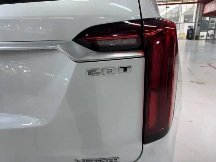 Cadillac XT6 2020 Model 28T VI seat Luxury Model – фото 9