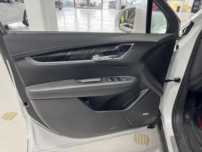 Cadillac XT6 2020 Model 28T VI seat Luxury Model – фото 10