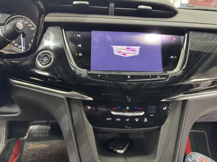 Cadillac XT6 2020 Model 28T VI seat Luxury Model – фото 13