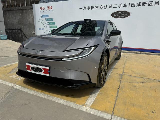 TOYOTA bZ5 2025 модификация 630 PRO Zhixing Edition