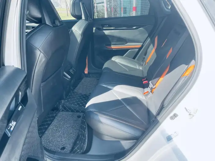 Changan UNI-V 2023 Model 1.5T Sports Edition – фото 9