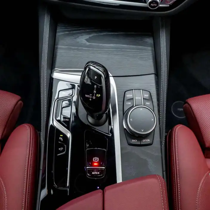 BMW 5 Series 2023 Model 530Li Exclusive Model M Sports Set – фото 26