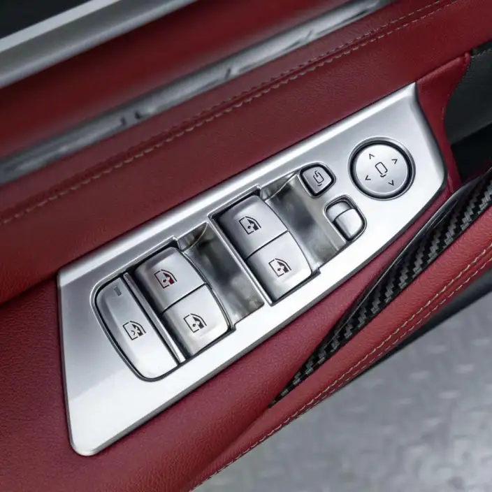 BMW 5 Series 2023 Model 530Li Exclusive Model M Sports Set – фото 29