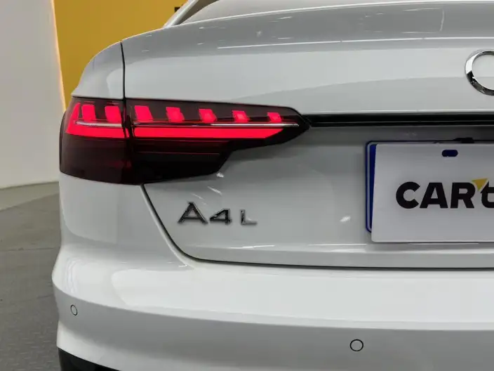 Audi A4 L 2024 Model 40 TFSI Luxury Dynamic Model – фото 9