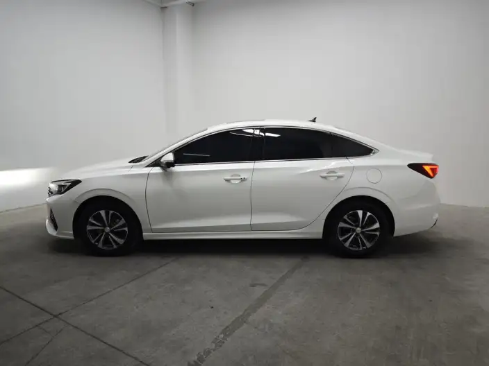 Changan Eado 2023 Model PLUS Changxiang Edition Blue whale NE 1.4T GDI DCT Noble Model – фото 4