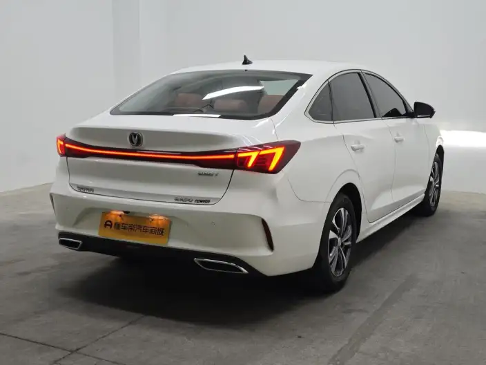 Changan Eado 2023 Model PLUS Changxiang Edition Blue whale NE 1.4T GDI DCT Noble Model – фото 7