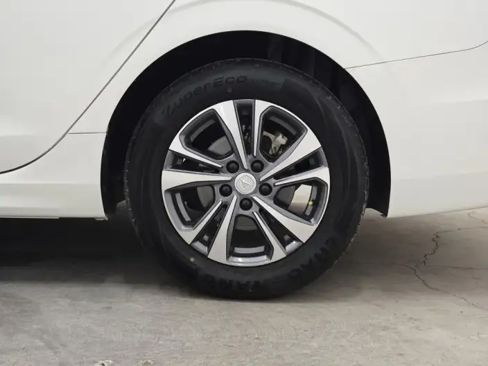 Changan Eado 2023 Model PLUS Changxiang Edition Blue whale NE 1.4T GDI DCT Noble Model – фото 9