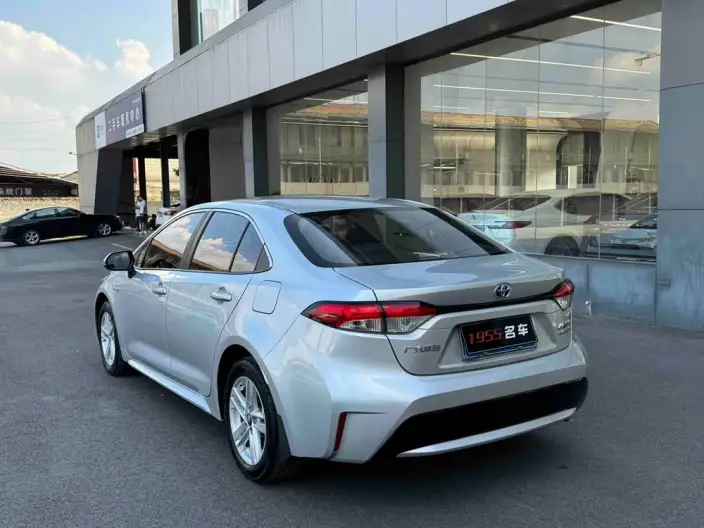 Toyota Levin 2021 Model Hybrid 1.8H E-CVT Deluxe Edition – фото 4