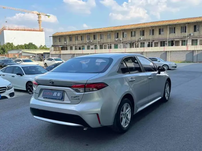 Toyota Levin 2021 Model Hybrid 1.8H E-CVT Deluxe Edition – фото 6