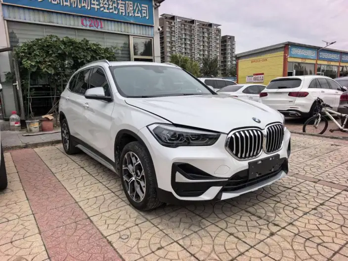 BMW X1 2021 Model sDrive20Li Exclusive Model – фото 3