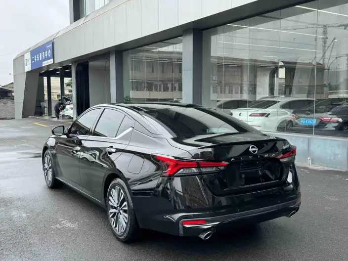 Nissan Teana 2022 Model 2.0L XL-TLS Yuexiang Edition – фото 4