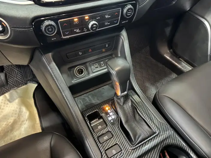 Grand Commander 2020 Model 2.0T 2WD Elite Edition – фото 17