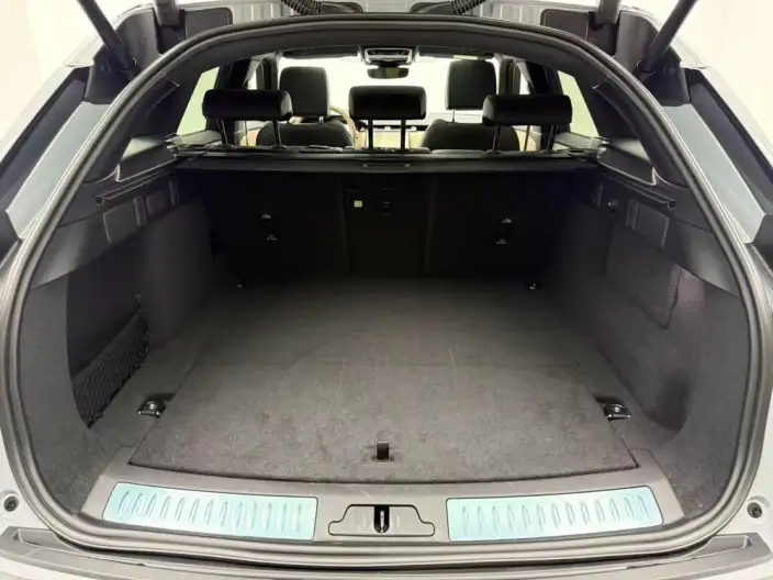 Range Rover Velar 2024 Model Dynamic HSE – фото 18