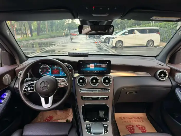 Mercedes-Benz GLC 2021 Model GLC 300 L 4MATIC Dynamic Model – фото 7