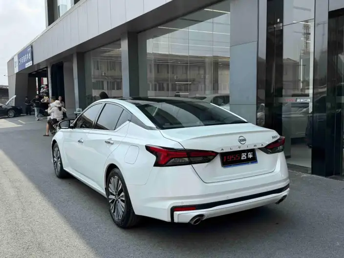 Nissan Teana 2022 Model 2.0L XL-TLS Yuexiang Edition – фото 4
